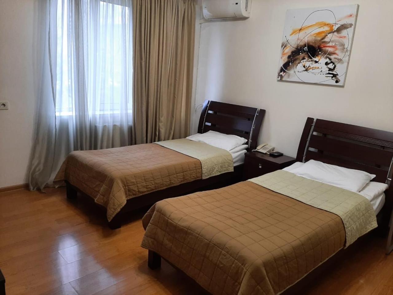 Hotel Grig Γιερεβάν Εξωτερικό φωτογραφία